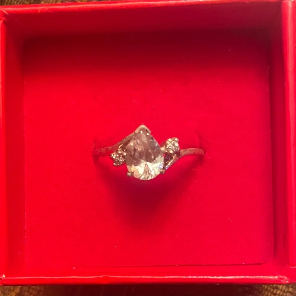 Elegant 925 Silver Ring with Clear Gemstone by Avon